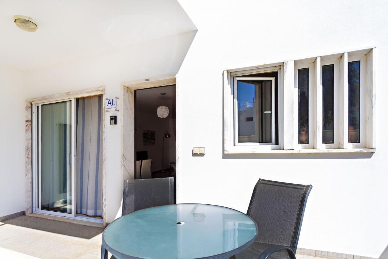 Gardenia Apartment Санта Лусия Екстериор снимка